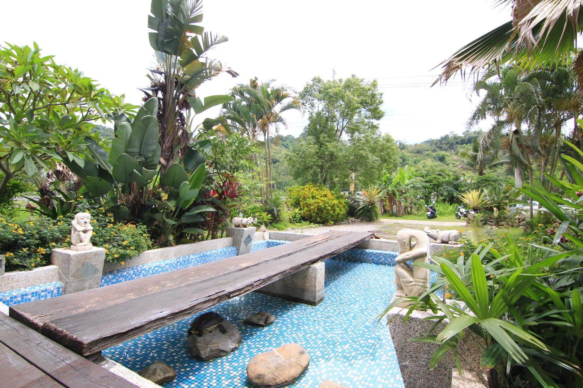 Palm Villa Guesthouse Nantou Exterior foto
