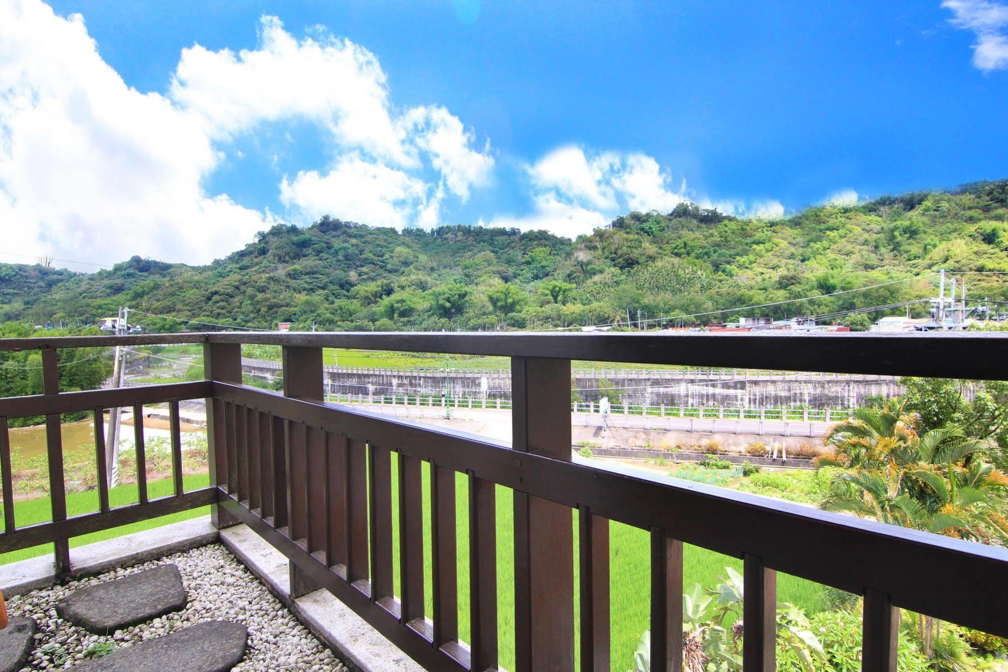 Palm Villa Guesthouse Nantou Exterior foto